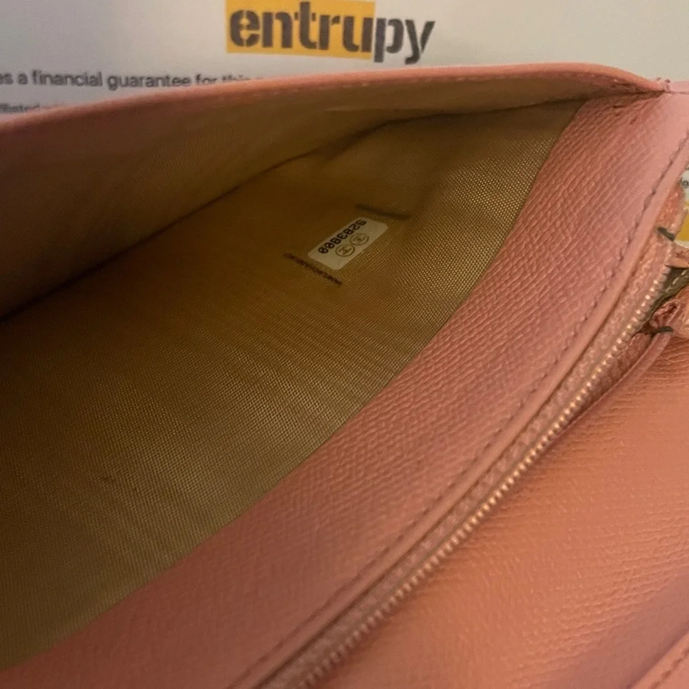 CHANEL Pink Wallet - Picture 10 of 12